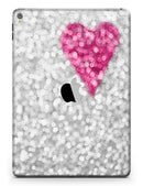 Unfocused Heart Glimmer - iPad Pro 97 - View 3.jpg