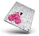 Unfocused Heart Glimmer - iPad Pro 97 - View 2.jpg