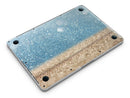 Unfocused_Radient_Beach_Scene_-_13_MacBook_Pro_-_V6.jpg
