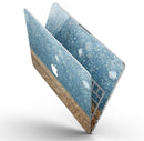 Unfocused_Radient_Beach_Scene_-_13_MacBook_Pro_-_V9.jpg