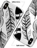 Vector Black and White Feathers - iPhone X Clipit Case