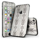 Vertical_Neutral_Royal_Pattern_-_iPhone_7_-_FullBody_4PC_v1.jpg