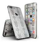 Vertical_Neutral_Royal_Pattern_-_iPhone_7_Plus_-_FullBody_4PC_v2.jpg