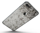 Verticle_Black_and_White_Damask_Pattern_-_iPhone_7_Plus_-_FullBody_4PC_v5.jpg