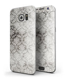 Vintage_Black_adn_White_Damask_Pattern_-_Galaxy_S7_Edge_-_V3.jpg?