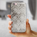 Vintage Black adn White Damask Pattern iPhone 6/6s or 6/6s Plus 2-Piece Hybrid INK-Fuzed Case