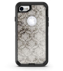 Vintage_Black_adn_White_Damask_Pattern_iPhone7_Defender_V1.jpg