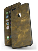 Vintage_Golden_Crumpled_Paper_-_iPhone_7_Plus_-_FullBody_4PC_v4.jpg