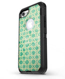 Vintage_Green_and_Yellow_Oval_Pattern_iPhone7_Defender_V3.jpg
