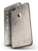 Vintage_Micro_Brown_and_Tan_Cross_Pattern_-_iPhone_7_Plus_-_FullBody_4PC_v4.jpg