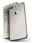 Vintage_White_Damask_Pattern_-_iPhone_7_Plus_-_FullBody_4PC_v4.jpg