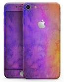 Washed 821 Absorbed Watercolor Texture - Skin-kit for the iPhone 8 or 8 Plus