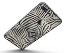 Watercolor_Zebra_Pattern_-_iPhone_7_Plus_-_FullBody_4PC_v5.jpg