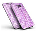 White_Chevron_Over_Purple_Grunge_Surface_-_Galaxy_S7_Edge_-_V4.jpg