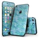 White_Polka_Dots_over_Blue_Watercolor_V2_-_iPhone_7_-_FullBody_4PC_v1.jpg