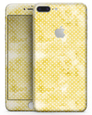 White Polka Dots over Yellow Watercolor V2 - Skin-kit for the iPhone 8 or 8 Plus