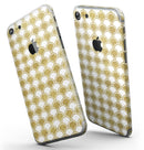 White_and_Gold_Foil_v2_-_iPhone_7_-_FullBody_4PC_v3.jpg