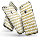 White_and_Gold_Foil_v9_-_iPhone_7_-_FullBody_4PC_v11.jpg