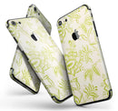 White_and_Green_Floral_Damask_Pattern_-_iPhone_7_-_FullBody_4PC_v11.jpg