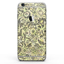 Woodland_Green_Damask_Watercolor_Pattern_-_iPhone_6s_-_Sectioned_-_View_15.jpg