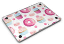 Yummy_Galore_Bakery_Treats_-_13_MacBook_Air_-_V9.jpg