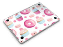 Yummy_Galore_Bakery_Treats_-_13_MacBook_Pro_-_V6.jpg