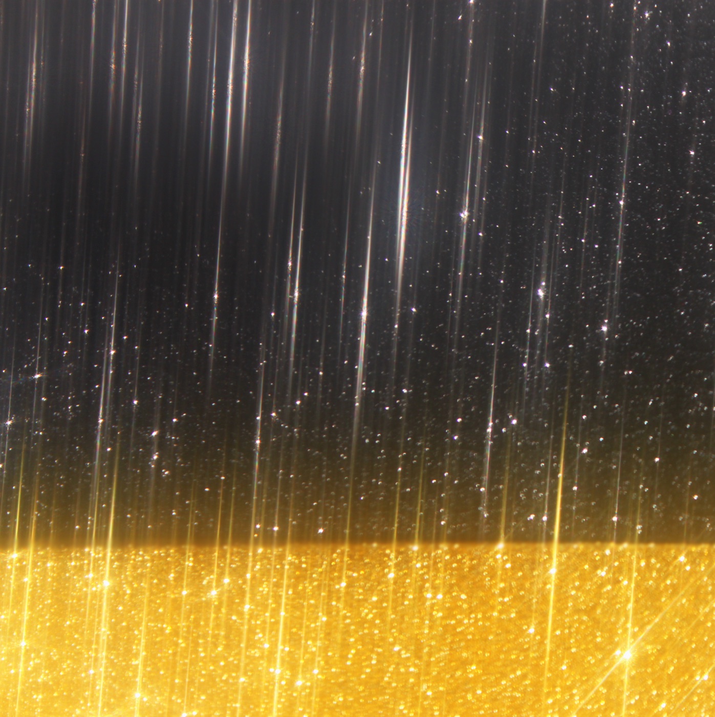 Golden Sparkle Scratches — black Xbox skin